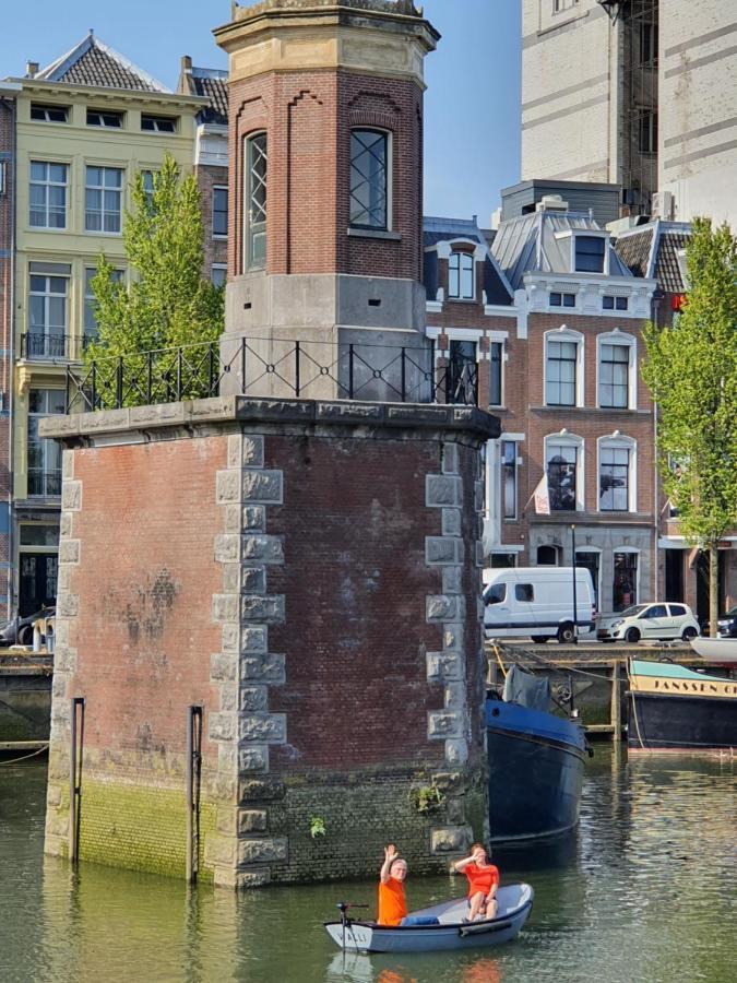 De Coaster & Aquarium Ponton Hotell Rotterdam Eksteriør bilde